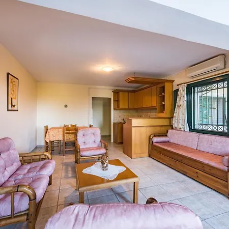 Small Village Residences Akrotiri