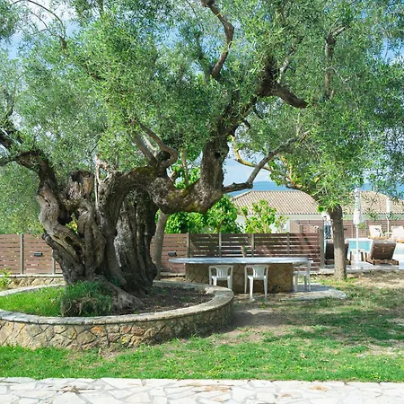 Small Village Residences 別荘 Akrotiri